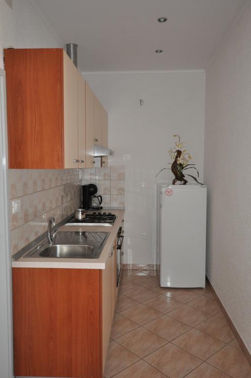Apartments Majda 乌马格 外观 照片